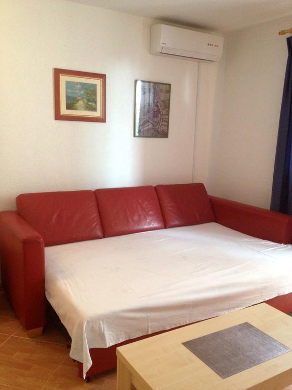 Villa Bratus Promajna Habitación foto